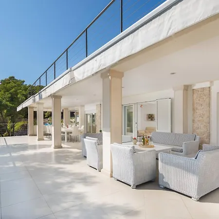 Luxury Beachfront Anemos Hvar With Pool *