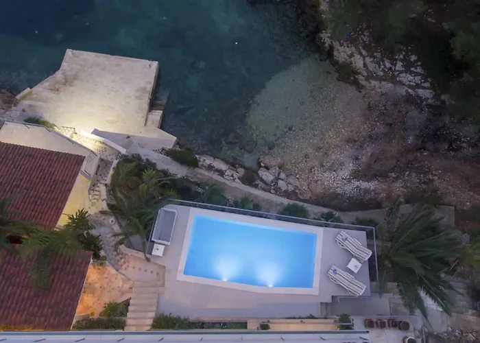Luxury Beachfront Anemos Hvar With Pool