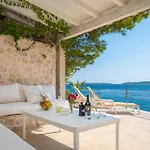 فيلة Luxury Beachfront Anemos Hvar With Pool هفار