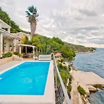 فيلة Luxury Beachfront Anemos Hvar With Pool *