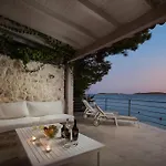 فيلة Luxury Beachfront Anemos Hvar With Pool *
