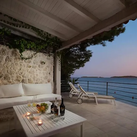 فيلة Luxury Beachfront Anemos Hvar With Pool *