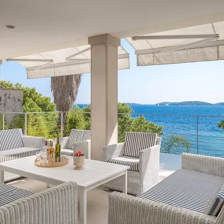 فيلة Luxury Beachfront Anemos Hvar With Pool هفار
