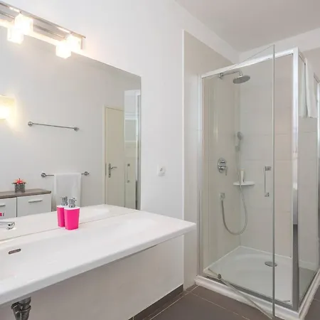 Vila Luxury Beachfront Anemos Hvar With Pool *