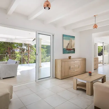 Luxury Beachfront Anemos Hvar With Pool فيلة *