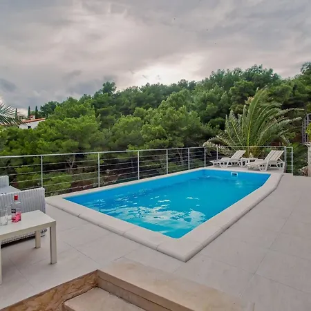 Luxury Beachfront Anemos Hvar With Pool * هفار