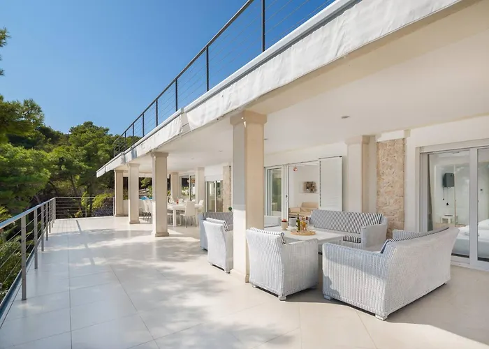 Luxury Beachfront Anemos Hvar With Pool *